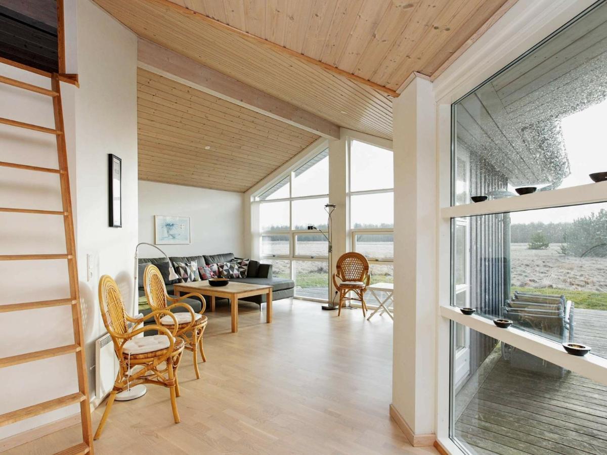 8 Person Holiday Home In Jerup エクステリア 写真