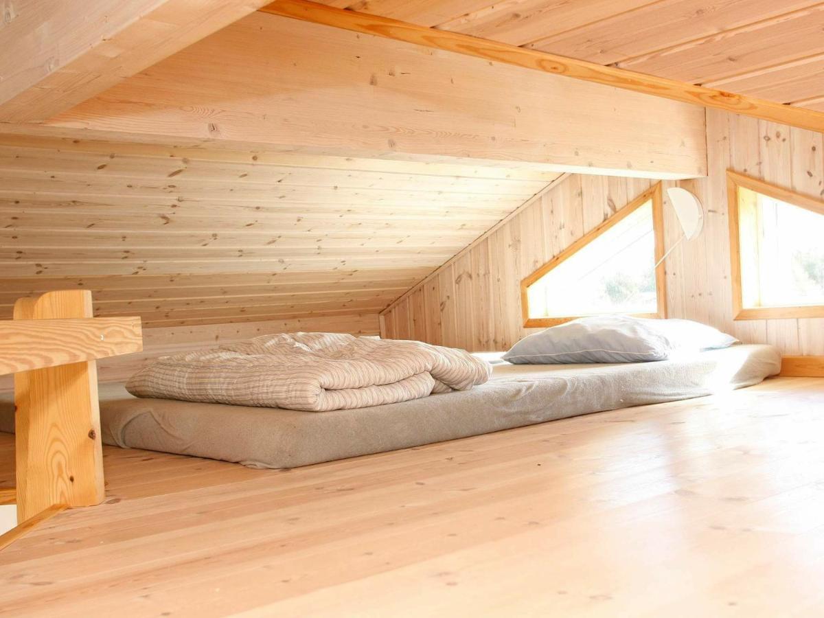 8 Person Holiday Home In Jerup エクステリア 写真